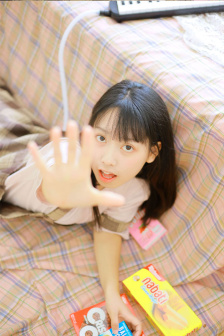《女教师2hd》
